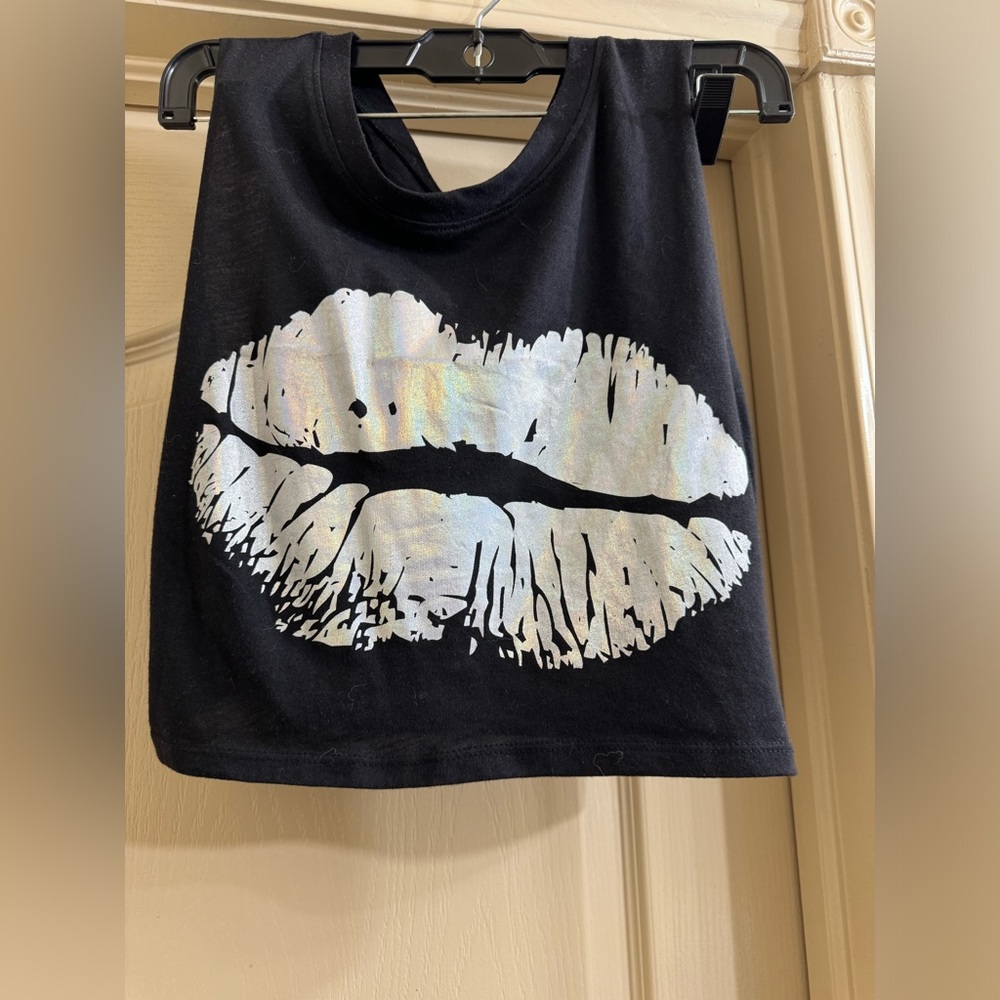 Fashion Nova Metallic Kiss Black Crop Top - Picture 2 of 3